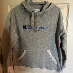 Adorable Champion sweatshirt new!